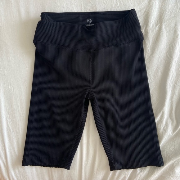 Year of Ours Black Ribbed Biker Short - Picture 2 of 6